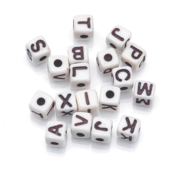 Perles Alphabet Cubes 5 mm x 104 - Photo n°1
