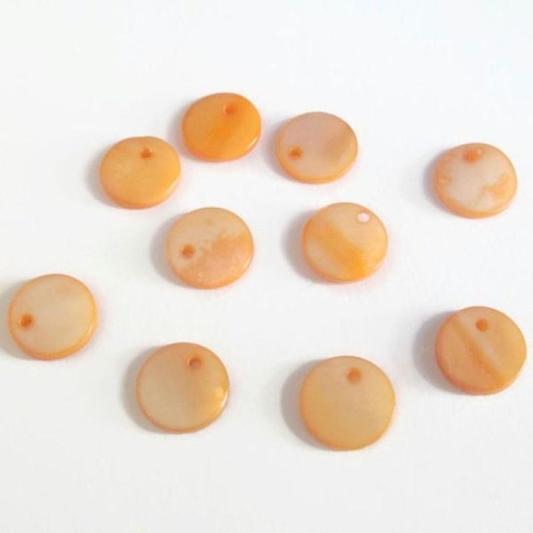 10 Perles Pendentifs Nacre Couleur Orange 10Mm - Photo n°1