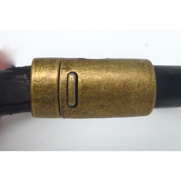 Fermoir Aimanté Rectangle Arrondi 10,9x7,6mm En Métal De Couleur Bronze - Photo n°1