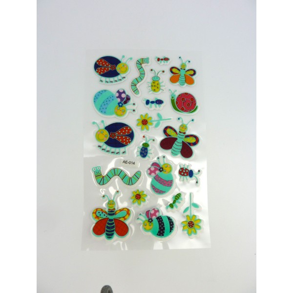 Stickers Papillon, Chenille, Fleur, Escargot ... Lumineux Dans La Nuit - Photo n°1
