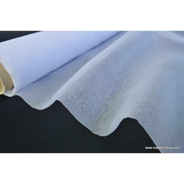 Tissu Organza polyester blanc robe de mariée . - Photo n°1