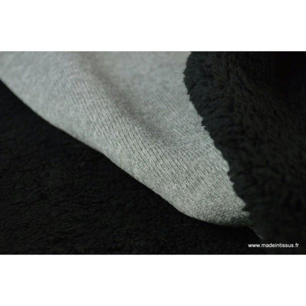 Maille tricoter GRIS61 envers fausses fourrure NOIR, 100%PES 150cm 430gr/m² - Photo n°1