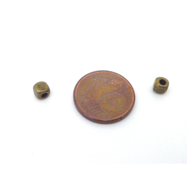 100 Perles Cube, Facette 3,8mm En Métal De Couleur Bronze, Fine - Photo n°3