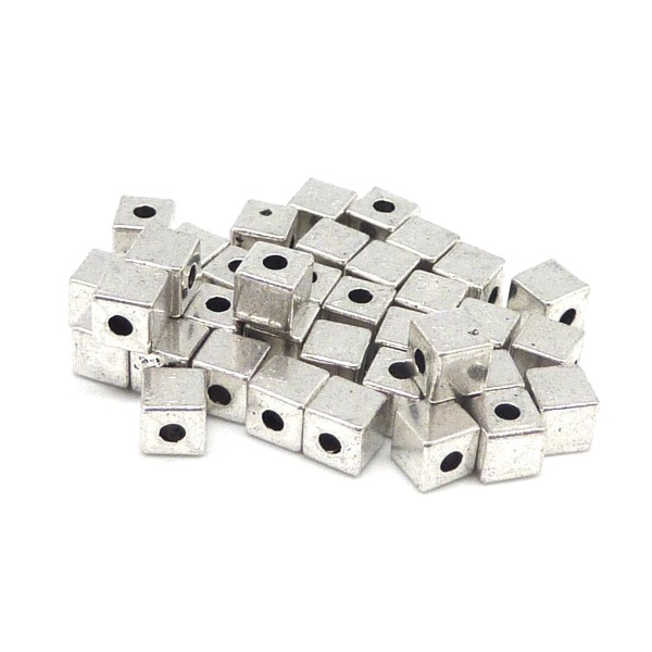 20 Perles Cube, Facette 3,7mm En Métal Argenté Lisse - Photo n°1