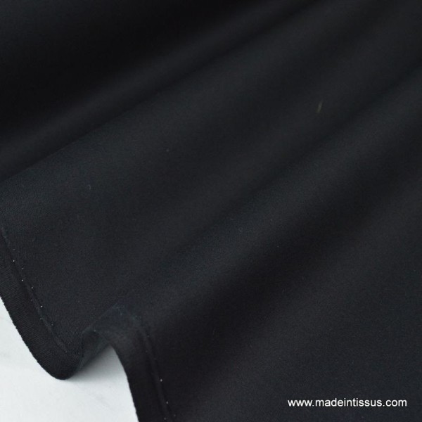 Tissu Gabardine enduite étanche noir - Photo n°1
