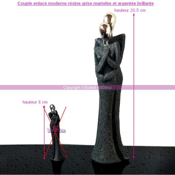 Grand Couple enlacé moderne résine grise martelée et laqué argenté, hauteur 20,5 cm , Figurine Maria - Photo n°1