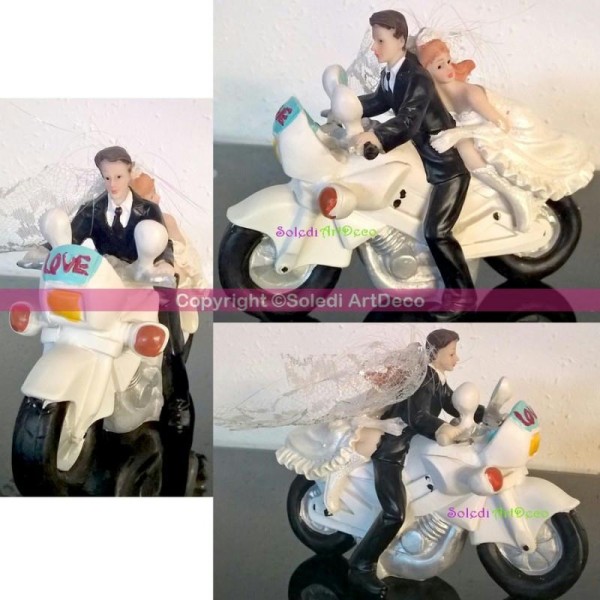 Grand Couple mariés en résine, assis sur une moto, haut. 11cm x long. 16cm x larg. 5cm, Motards pièc - Photo n°1