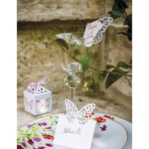 Lot de 10 Marque places Papillon cartonné Blanc, Haut. 8cm x larg. 12cm, mariage champêtre vintage - Photo n°2