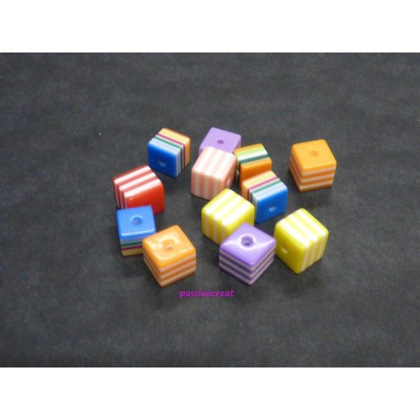 15 Perle Acrylique Dé / Cube Multicolore 8mm - Photo n°1