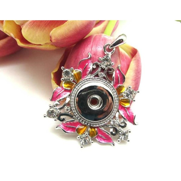 1 Pendentif Fleur Email et Strass Support Bouton Pression  Chunk - 5,2*4,6 cm - Photo n°1