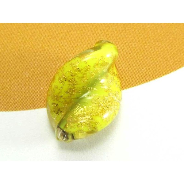 1 Perle de Murano - Petite Feuille Jaune Rotto - 15 par 10 mm - Photo n°1