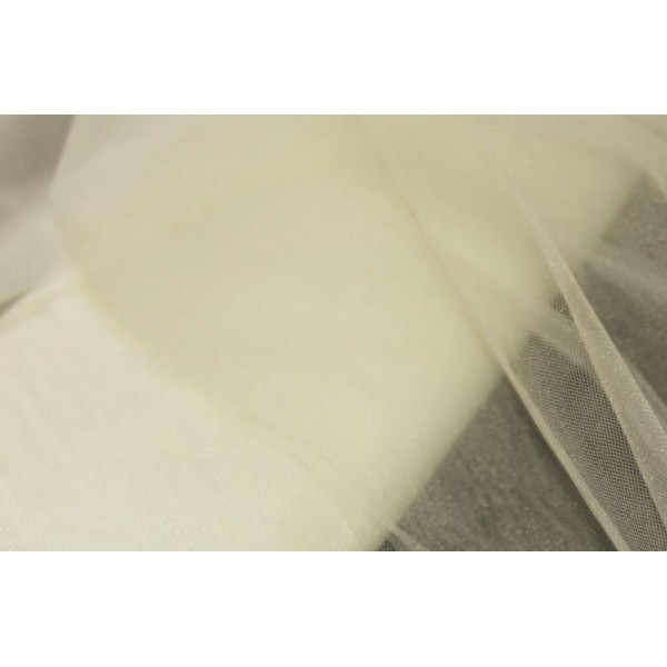 Tissu Tulle Souple Blanc Cassé Largeur 300cms au mètre - Photo n°1