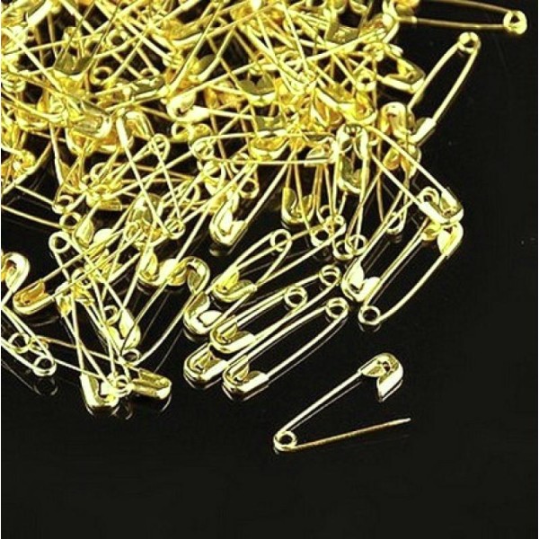 100 petites EPINGLES A NOURICE SURETE métal doré couture scrapbooking 2 x 0,4 cm - Photo n°1