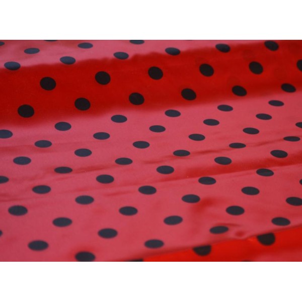 Tissu Coccinelle Rouge Pois Noir 100 % Polyester au mètre, Carnaval, Déguisement - Photo n°1