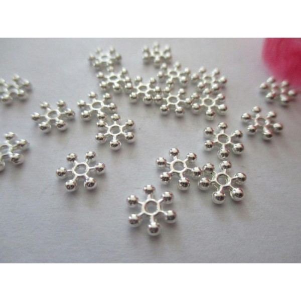 Lot de 20 perles métal flocon de neige argenté 8.5 mm - Photo n°1