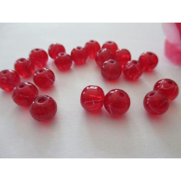 Lot de 100 perles en verre rouge tréfilé 8 mm - Photo n°1