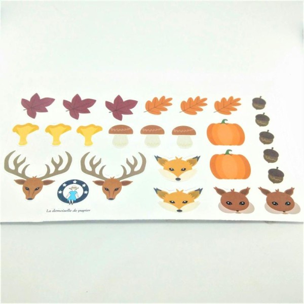 Planche de 25 stickers en papier thème automne animaux et forêt - Photo n°1