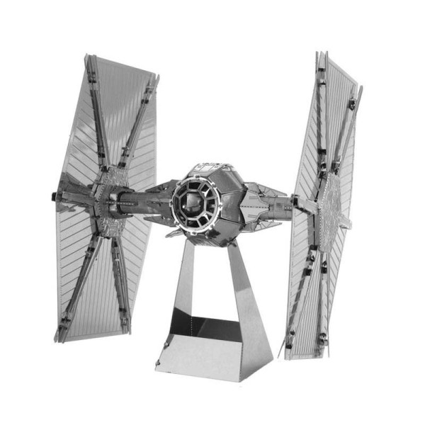 Star Wars - TIE Fighter - Kit métal pré-découpé au laser, à assembler sans colle - Photo n°1