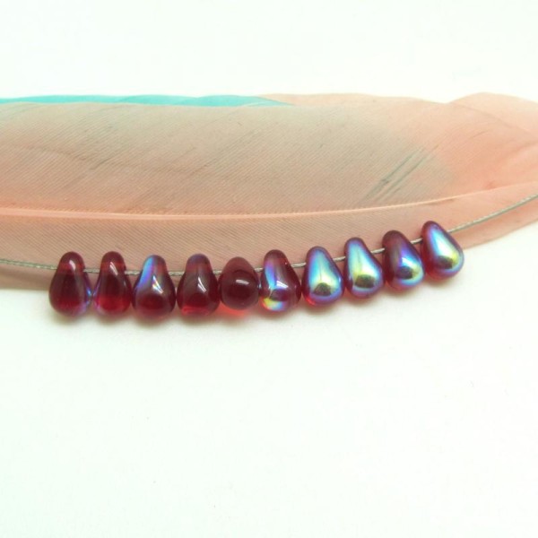 10 Perles Mini Gouttes en verre de Bohême Rouge  AB - 6.5*4 mm - Photo n°1