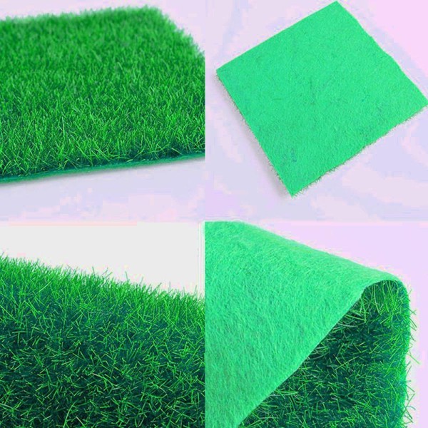 MINIATURE EN SYNTHETIQUE : carré de pelouse verte 15 cm*15 cm - Photo n°2