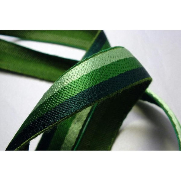 GALON D'AMEUBLEMENT :  tricolore ton vert 20mm - Photo n°1