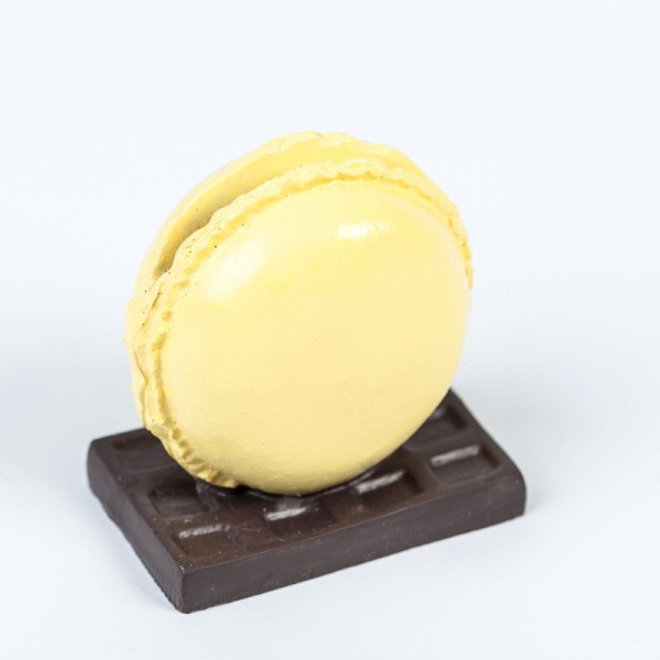 Macaron marque place jaune - Photo n°1
