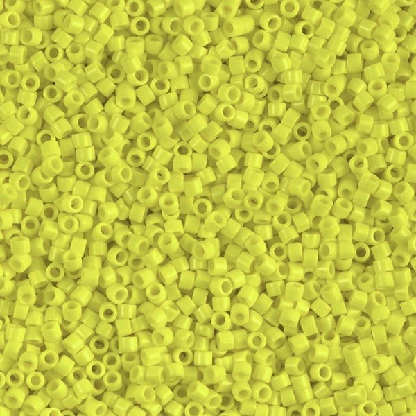 Perles rocailles japonaises itoshii tube jaune opaque - Rico Design - Photo n°1