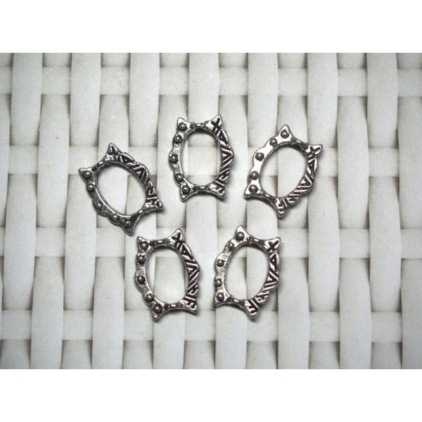 5 Perles Rectangulaires stylisées et évidées en métal argenté 15,5x12mm - Photo n°1