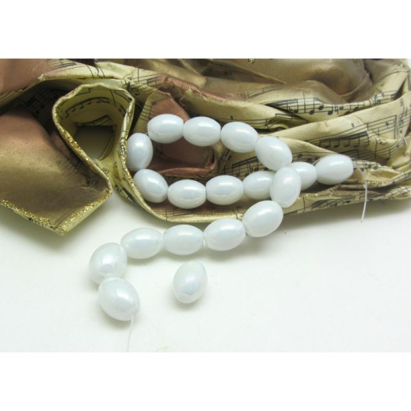 10 Perles Ovales en verre Blanc Effet nacré -11*8 mm - Photo n°1