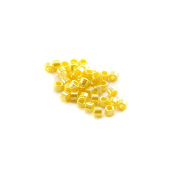5 G (+/- 875 perles) Délica 11/0 jaune lustré n°1562 - Photo n°1