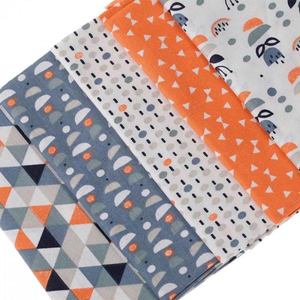 Coupon 40 x 60 cm tissu coton petits triangles - Tons bleu & muscade - Oeko-Tex® - Photo n°2