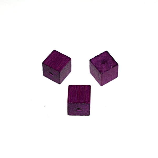 Perle en bois cube 10 mm traitée violet x10 - Photo n°1