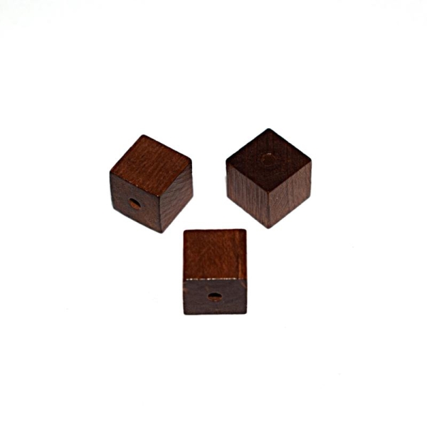 Perle en bois cube 10 mm traitée marron foncé x10 - Photo n°1