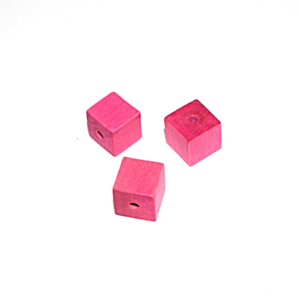 Perle en bois cube 10 mm traitée rose x10 - Photo n°1
