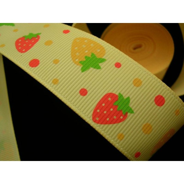 RUBAN POLYESTER : fraise  largeur 25mm longueur 100cm  (04) - Photo n°1
