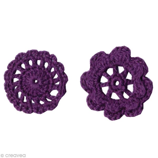 Fleurs au crochet - Aubergine - 6 formes en laine 4 cm - Photo n°1