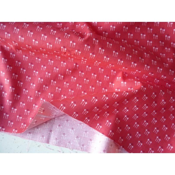 Tissu coton scandinave rouge blancOeko-Tex fleur naïve - 25 X 110 cm à la coupe - Photo n°1
