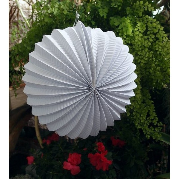 Lampion boule blanche, 20 cm, Papier accordéon blanc, anniversaire baby shower mariage - Photo n°3