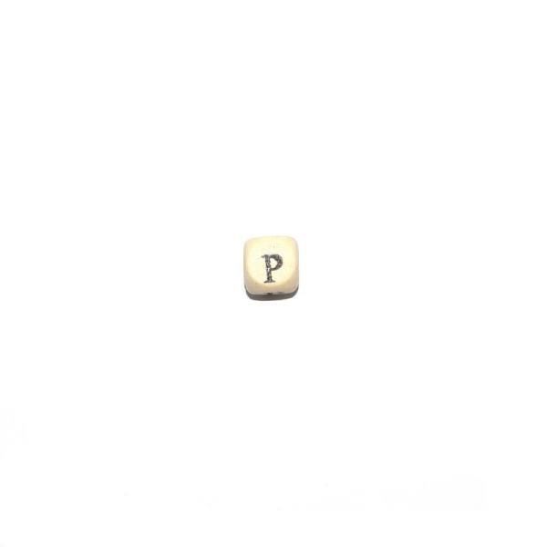 Perle lettre P alphabet cube 10 mm en bois naturel - Photo n°1