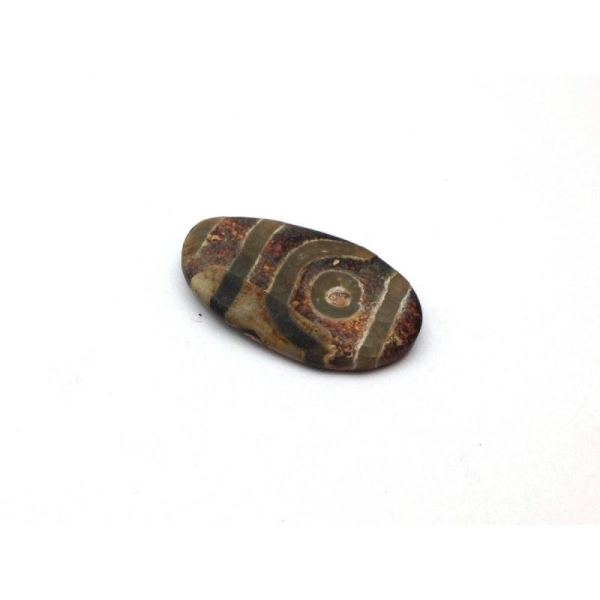 Perle ovale palet en agate brune avec motifs ethniques 39x20x6mm - Photo n°1