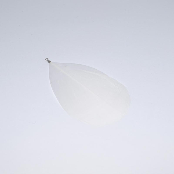 Plume blanche avec crochet ± 75 mm - Photo n°1
