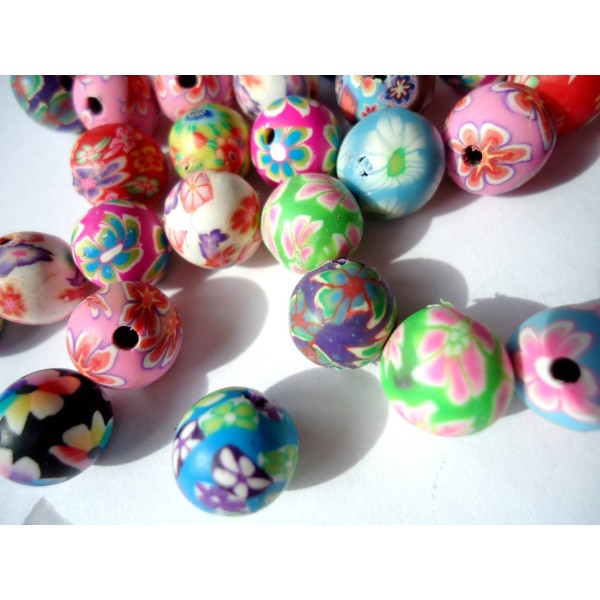 Lot de 100 Perles en pate polymère 8 mm - Rondes multicolores - Photo n°2