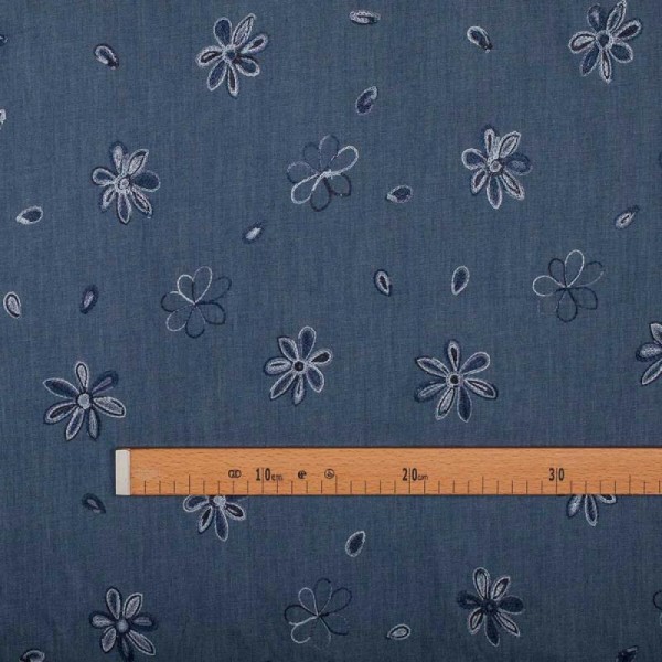 Tissu chambray brodé fleuri hippy - Bleu & bleu ciel - Photo n°2