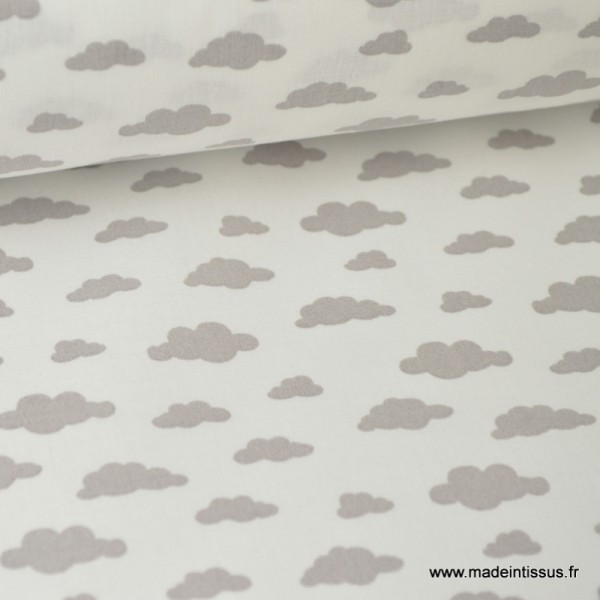 Tissu 100%coton dessin nuages gris sur fond blanc - Photo n°1