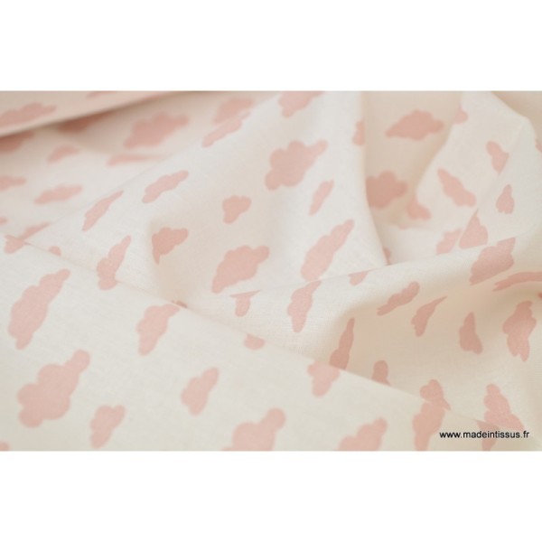 Tissu 100%coton dessin nuages rose sur fond blanc - Photo n°4