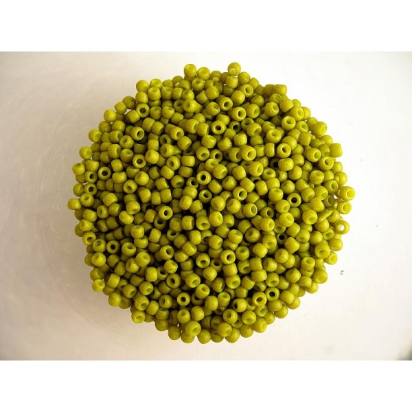 10G Rocailles 8/0 Toho vert olive mat (3mm) - Photo n°1