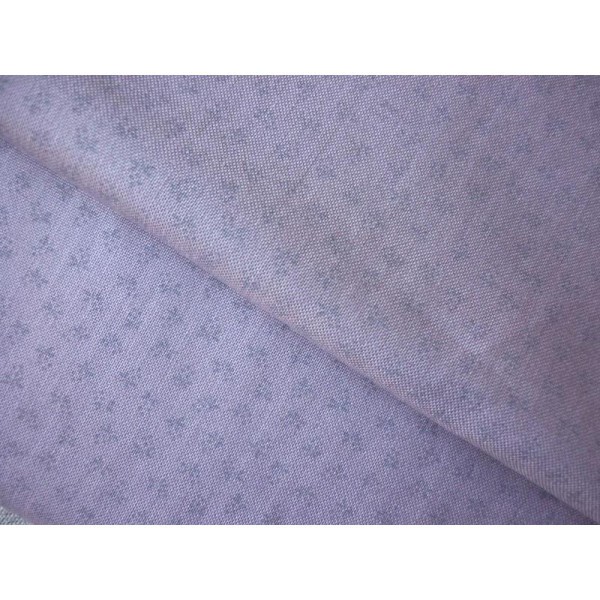 Tissu coton patchwork américain violet glycine fleuri 25 X 110 cm - Photo n°1