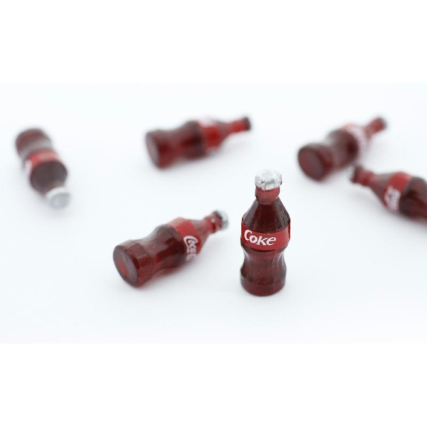 Bouteille Coca Miniature Fimo - Décoration Gourmande En Résine - Photo n°1