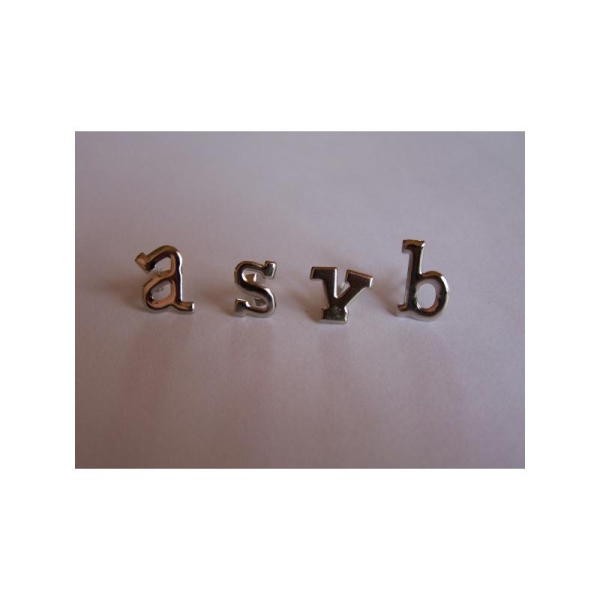 12 Attaches parisiennes alphabet argent minuscule - Photo n°1