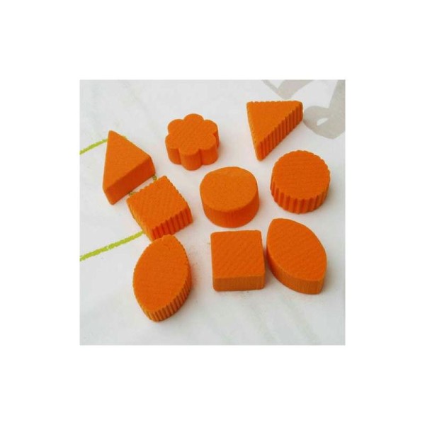 Mignardises en mousse florale orange. Lot de  9 formes différentes. - Photo n°1